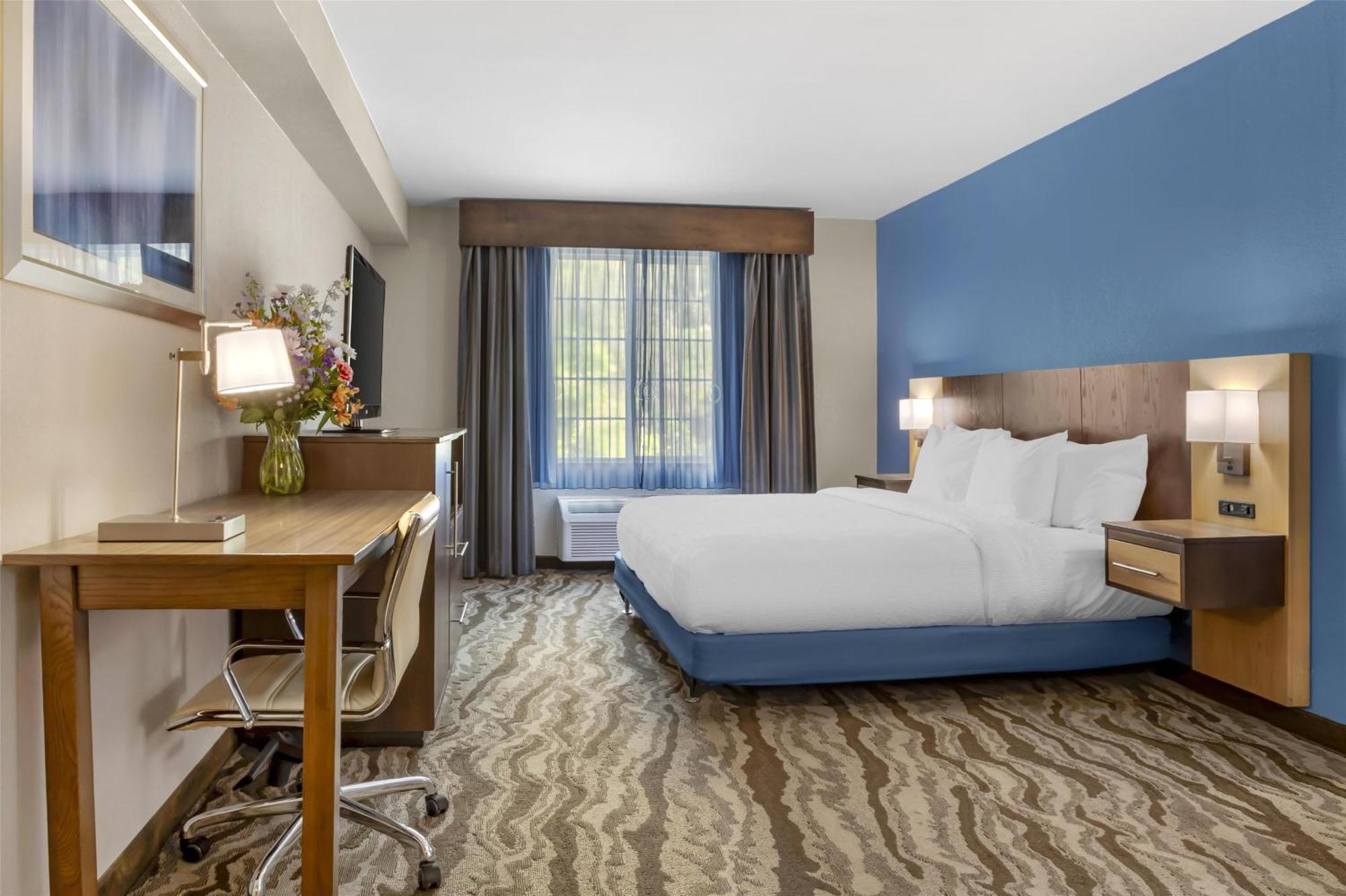Best Western Plus River Escape Sylva / דילסבורו מראה חיצוני תמונה