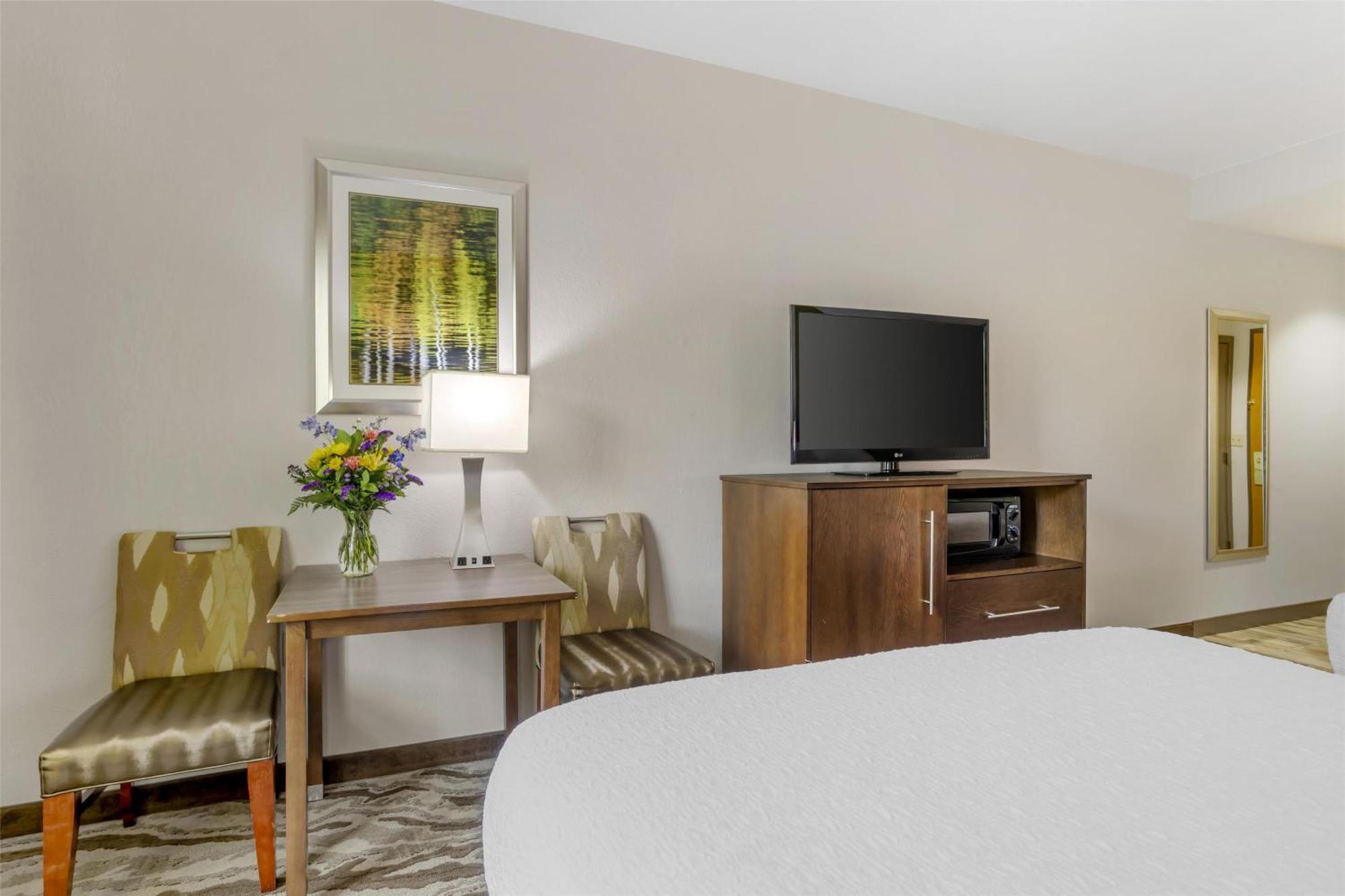 Best Western Plus River Escape Sylva / דילסבורו מראה חיצוני תמונה